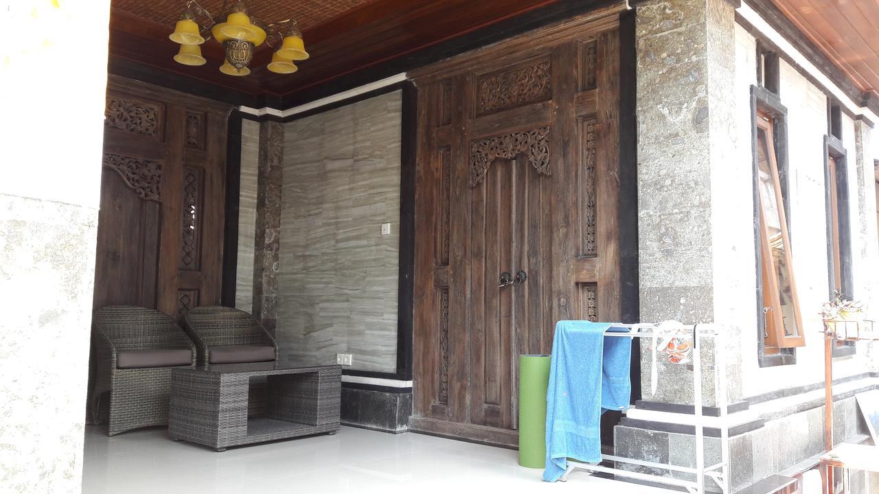 Bed and Breakfast Three Ayu Family House à Ubud Extérieur photo